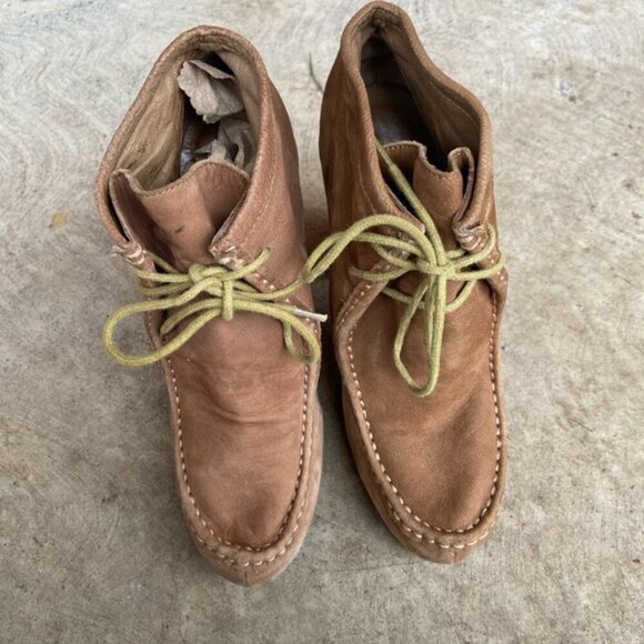 Dolce Vita Women's Tan Suede Wallabee Heel Boots Sz 7.5 - Picture 6 of 10